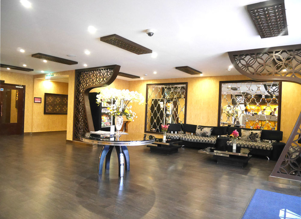 Grand Sapphire Hotel & Banqueting London Borough of London Borough of Croydon Exterior foto