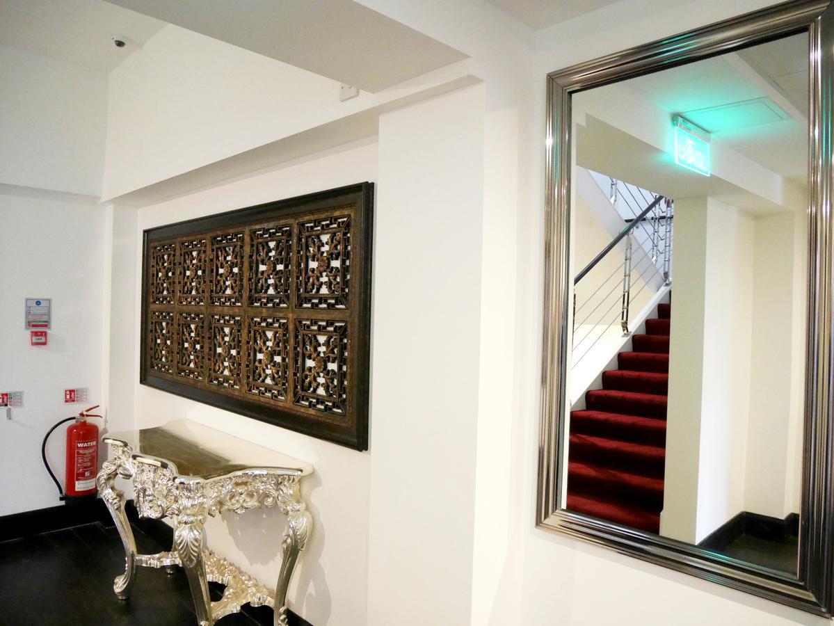 Grand Sapphire Hotel & Banqueting London Borough of London Borough of Croydon Exterior foto
