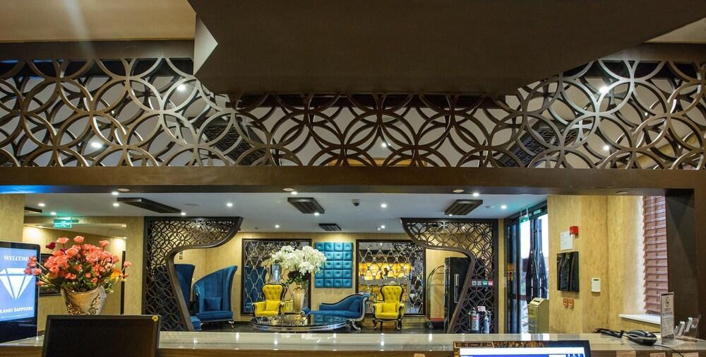 Grand Sapphire Hotel & Banqueting London Borough of London Borough of Croydon Exterior foto