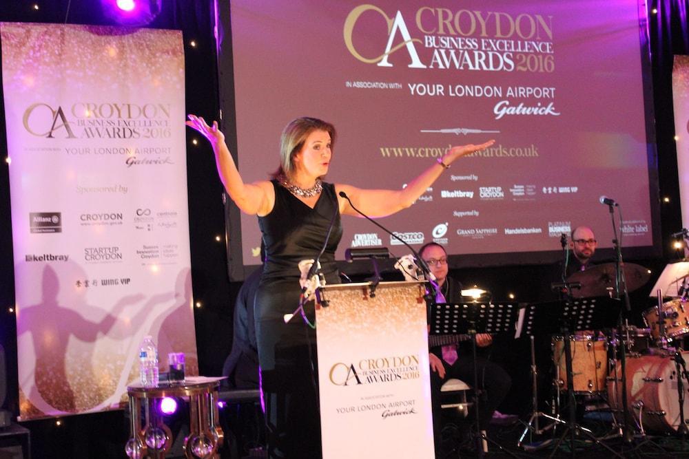 Grand Sapphire Hotel & Banqueting London Borough of London Borough of Croydon Exterior foto